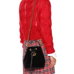Gucci Black Velvet Matelasse Marmont GG
Bucket Bag
